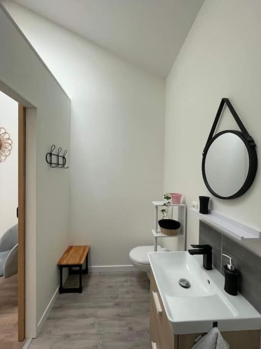 Maison Les Iris - 3 Chambres Et 3 Salles De Bain - 3 A 6 Personnes - Futuroscope Avanton Dış mekan fotoğraf